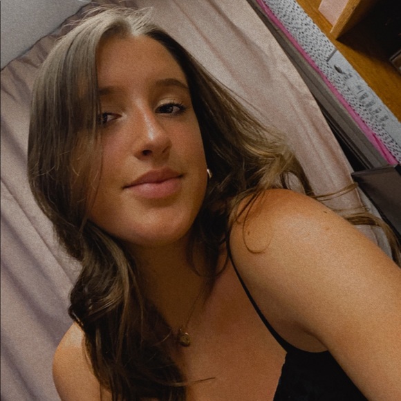 Meet your Posher, Sally - Picture 1 of 1